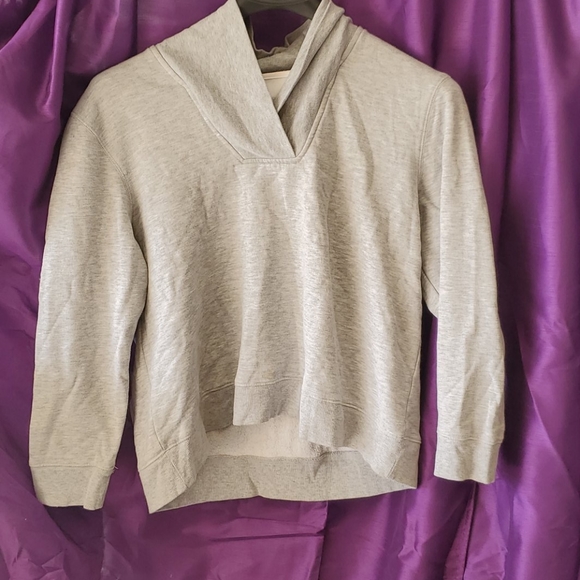 Grey sweater - Picture 1 of 5